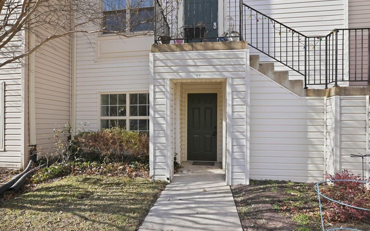 10 Sandstone Ct - Photo 2 of 22