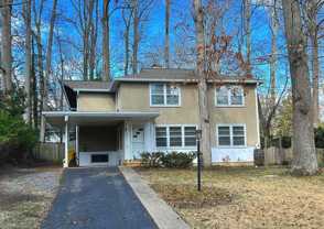 102 Oak Dr - Photo 1 of 1