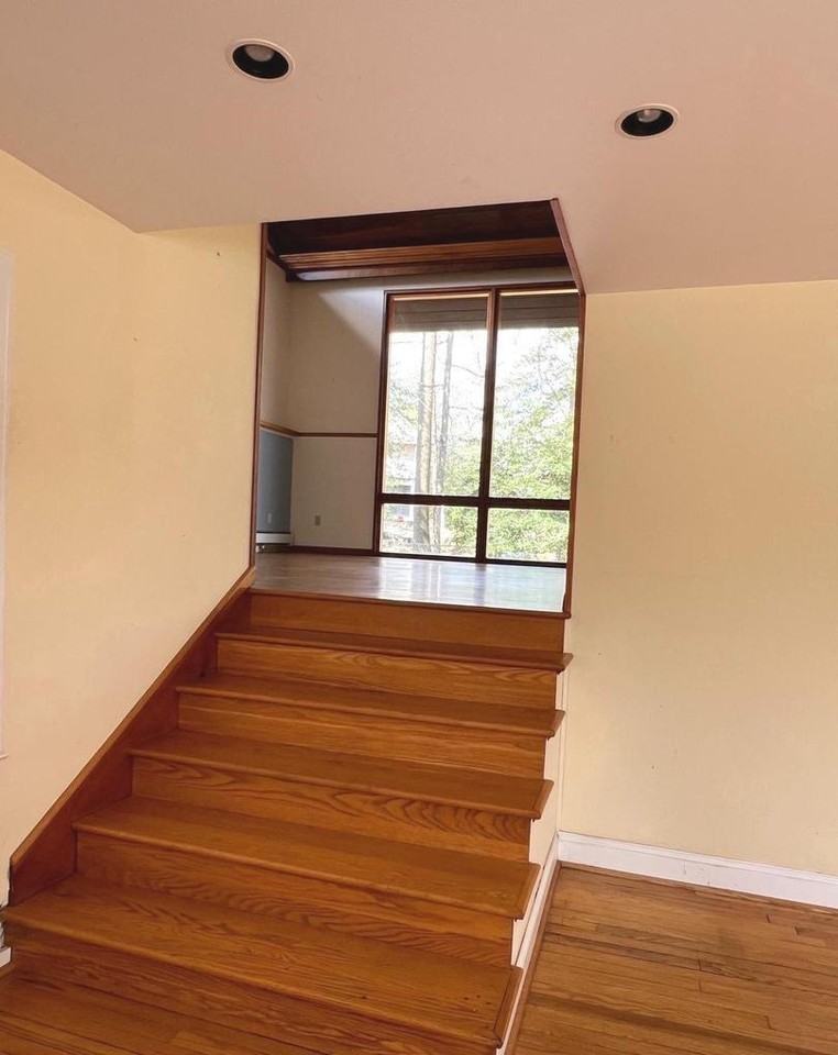 102 Oak Dr - Photo 5 of 20