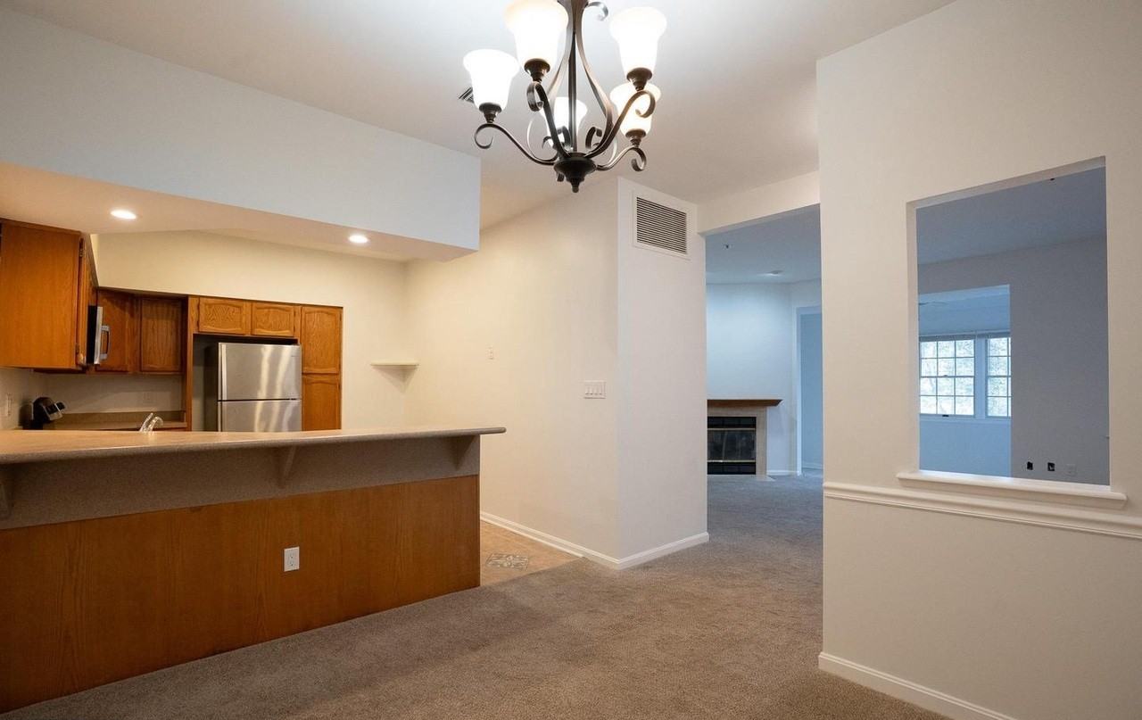 2707 Summerview Way - Photo 2 of 22