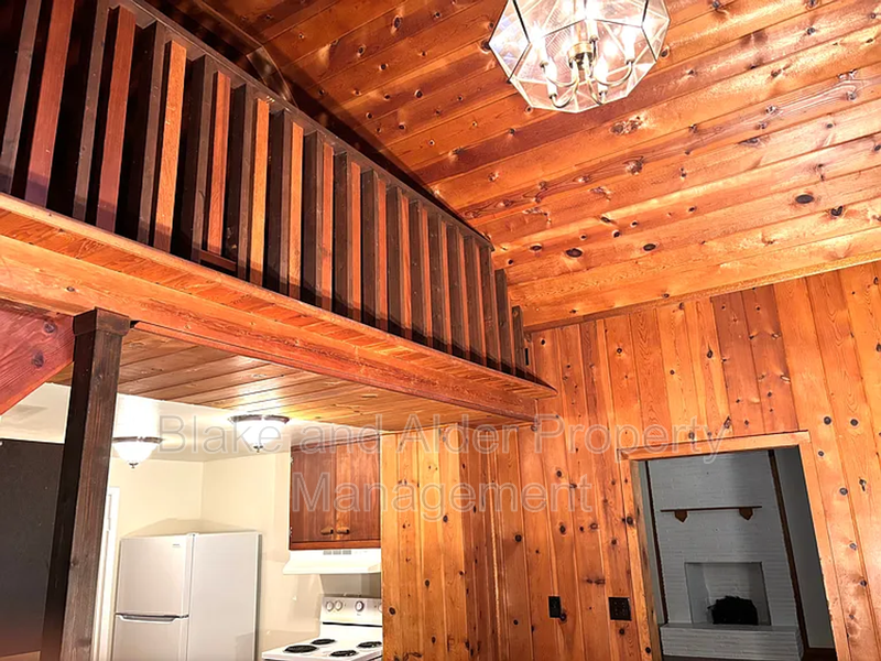 11632 Se Beckman Ave - Photo 3 of 14