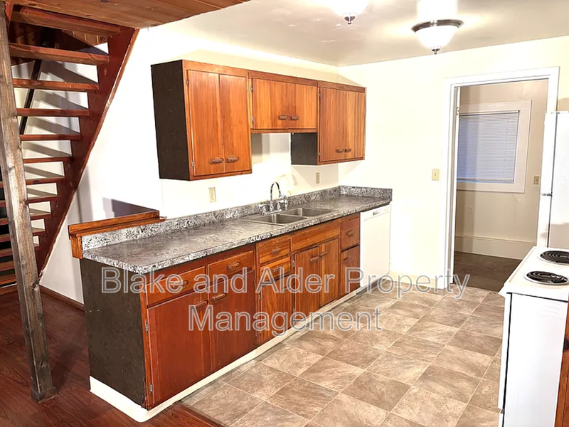 11632 Se Beckman Ave - Photo 4 of 14