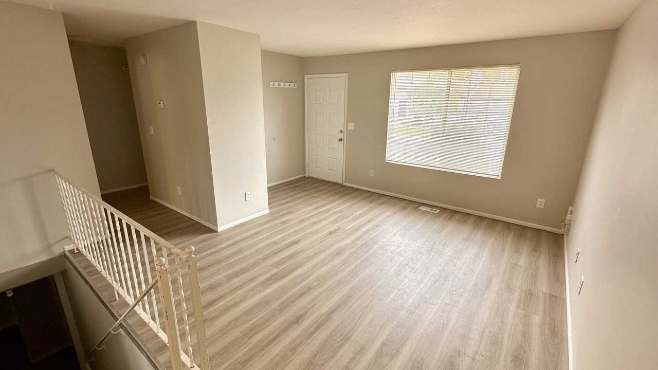 1537 W Ponderosa Ln - Photo 5 of 18