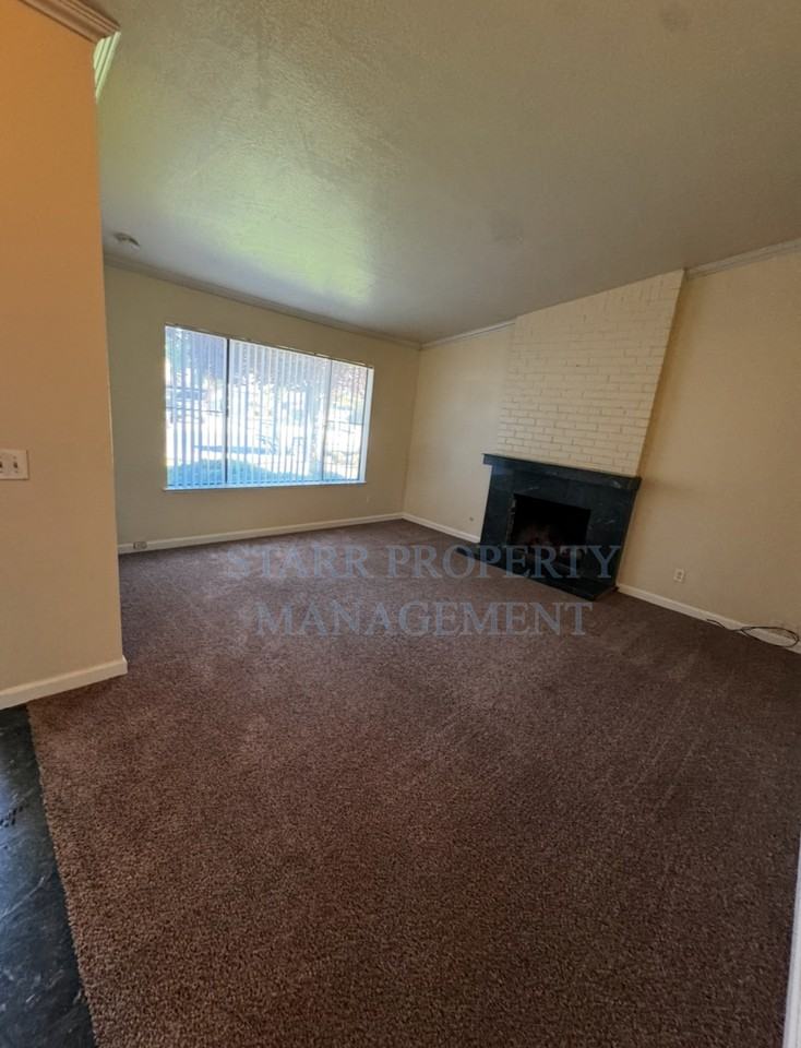 2625 Grizzly Hollow Way - Photo 3 of 16
