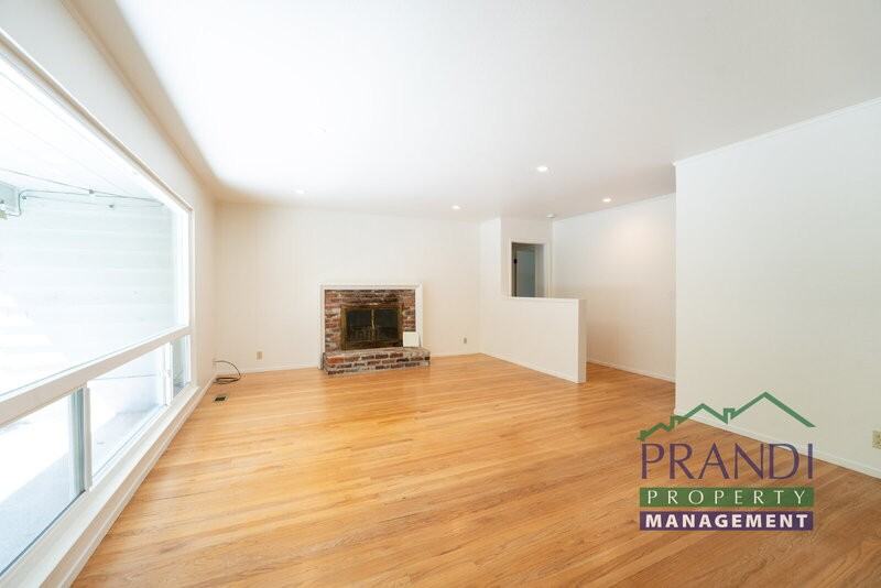 7 Edward Ave - Photo 4 of 16