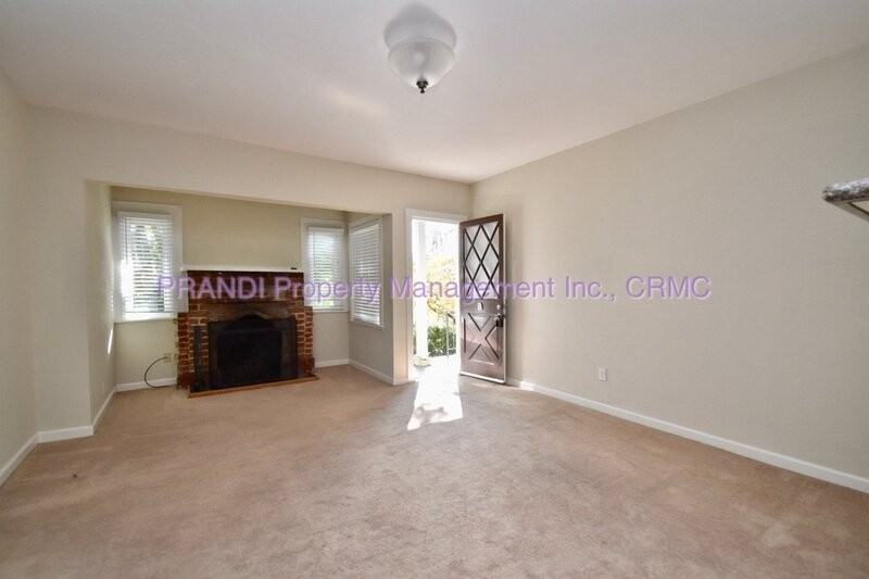 111 Chester Ave #B - Photo 3 of 8