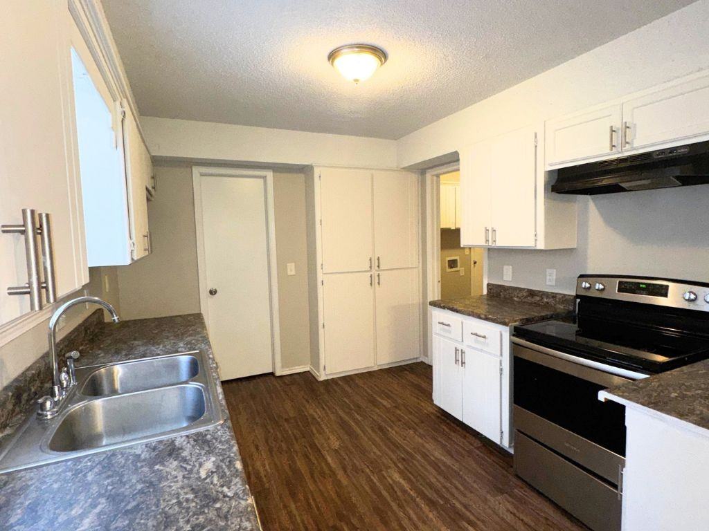 3000 Sw 129th St - Photo 6 of 22