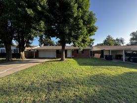 8305 Nw 36th St - Photo 1 of 1