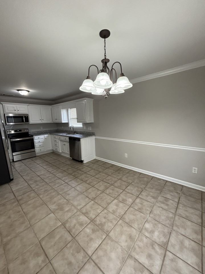 26 Mustang Dr - Photo 7 of 23