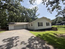 featured image of 5 Raleigh Ln