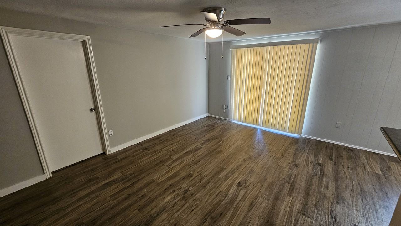 5731 W Airport Blvd - Photo 7 of 25