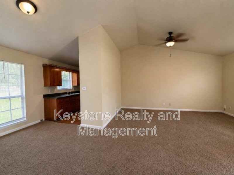 717 Peachers Mill Rd - Photo 4 of 15