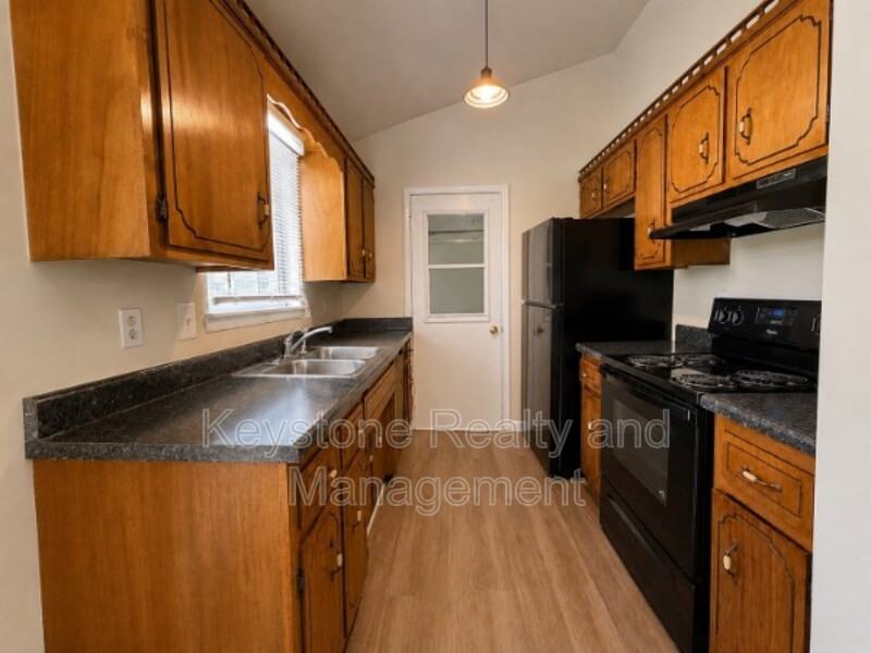 717 Peachers Mill Rd - Photo 5 of 15