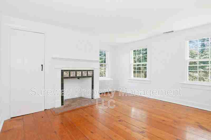 4521 Province Line Rd - Photo 4 of 35