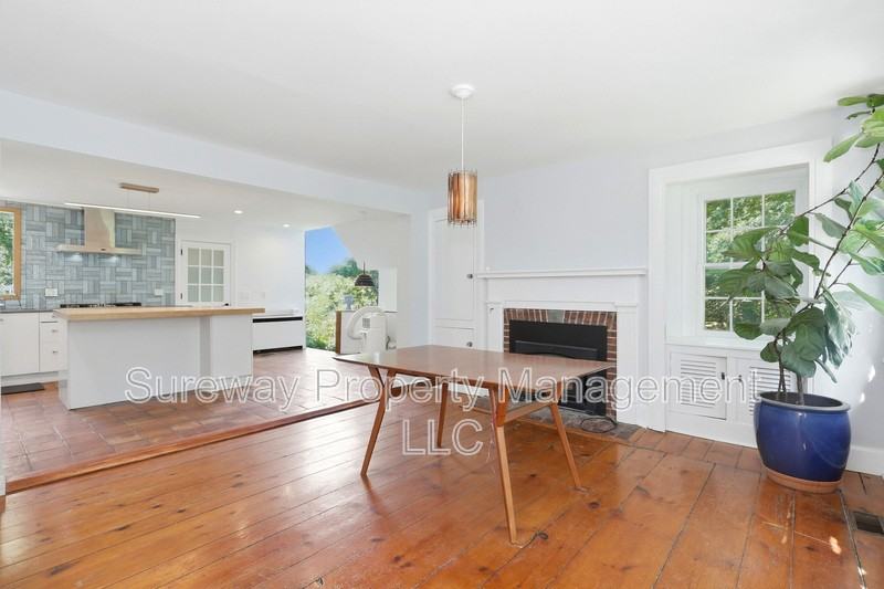 4521 Province Line Rd - Photo 6 of 35