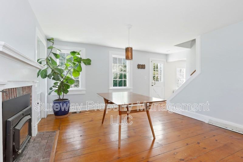 4521 Province Line Rd - Photo 7 of 35