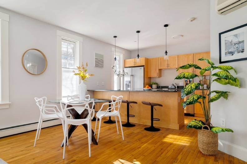 432 Norfolk St #1H - Photo 2 of 12