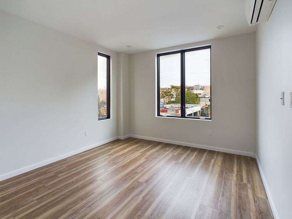 3420 83rd St - Photo 6 of 6