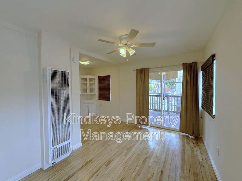 5042 Muir Ave - Photo 3 of 17