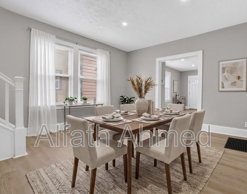 1770 Kent St - Photo 4 of 26