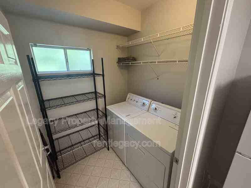 501 Gibson Dr #424 - Photo 5 of 16
