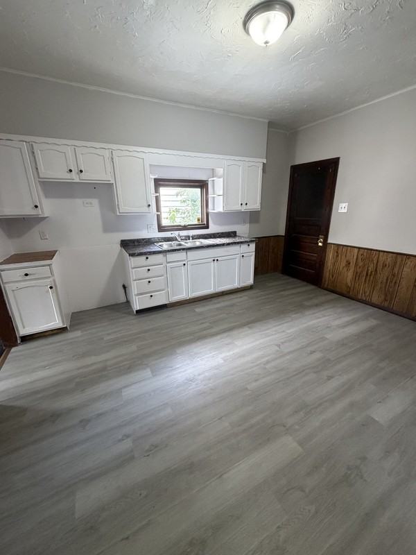 3787 E 50th St - Photo 3 of 10