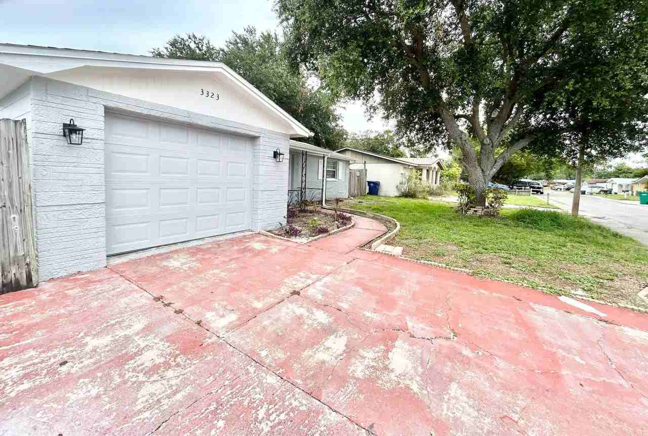 3323 Fairmount Dr - Photo 3 of 19