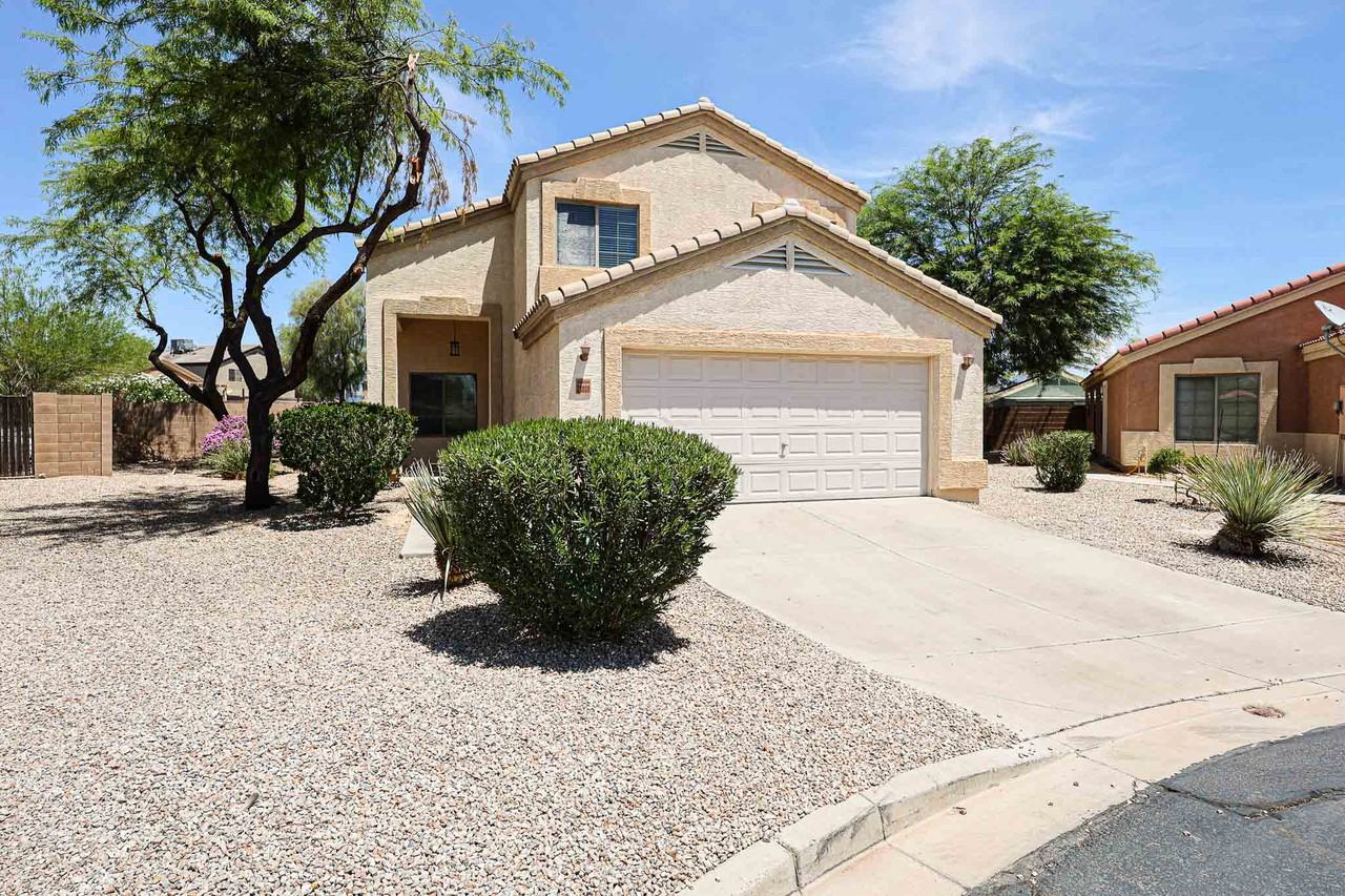 23808 N Tayrien Ln - Photo 3 of 50