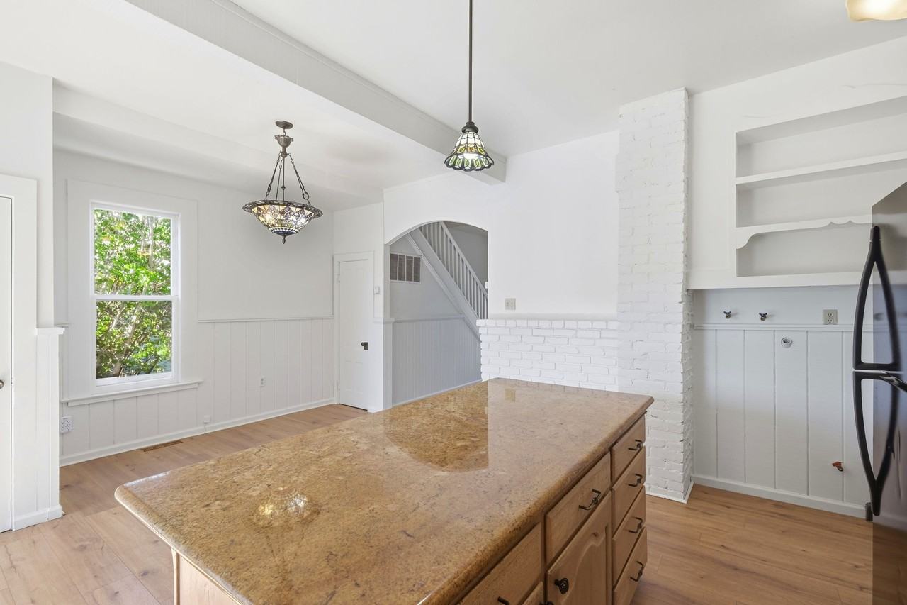 147 Market St - Photo 7 of 31