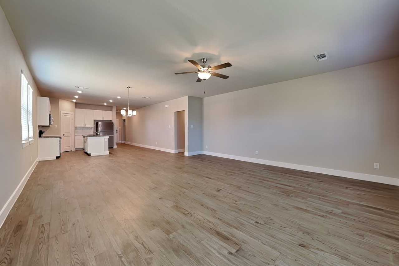 1501 Marvin Gdns - Photo 3 of 17