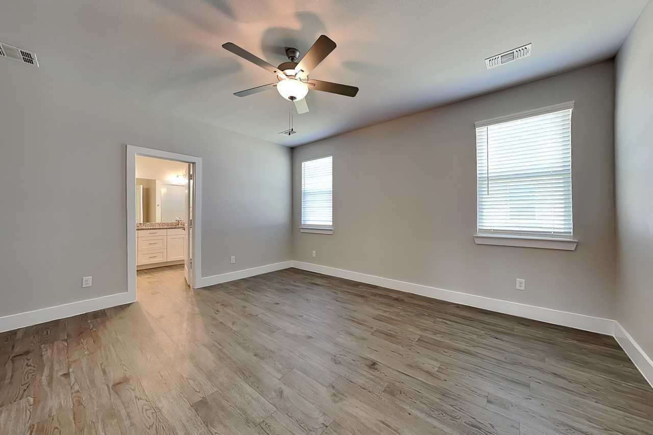1501 Marvin Gdns - Photo 7 of 17