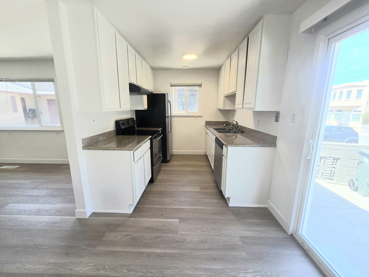 910 Academy Ave - Photo 6 of 18