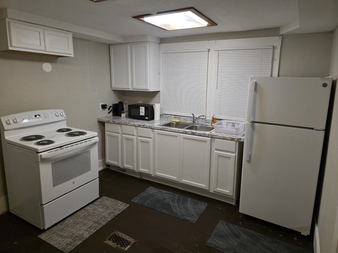 409 Wayne Ave #2 - Photo 6 of 12