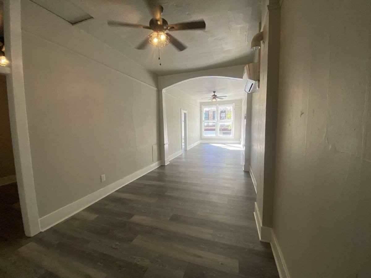624 Se Main St - Photo 3 of 10