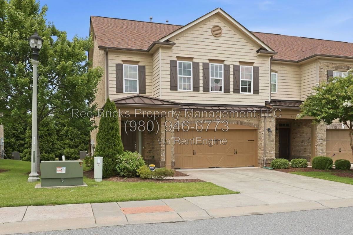 9659 Camberley Ave Nw - Photo 2 of 10