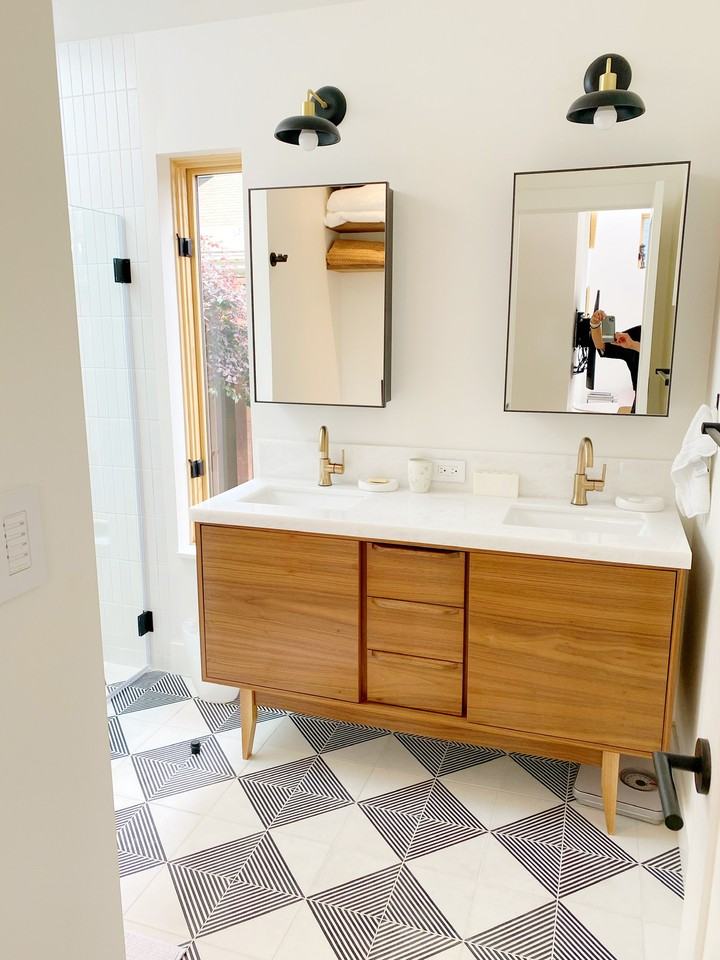 5579 Taft Ave #NA - Photo 6 of 8