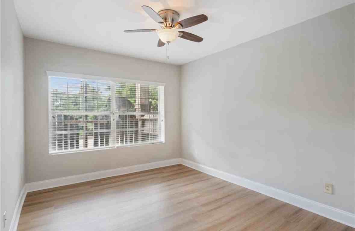 6980 Roswell Rd #B - Photo 7 of 20