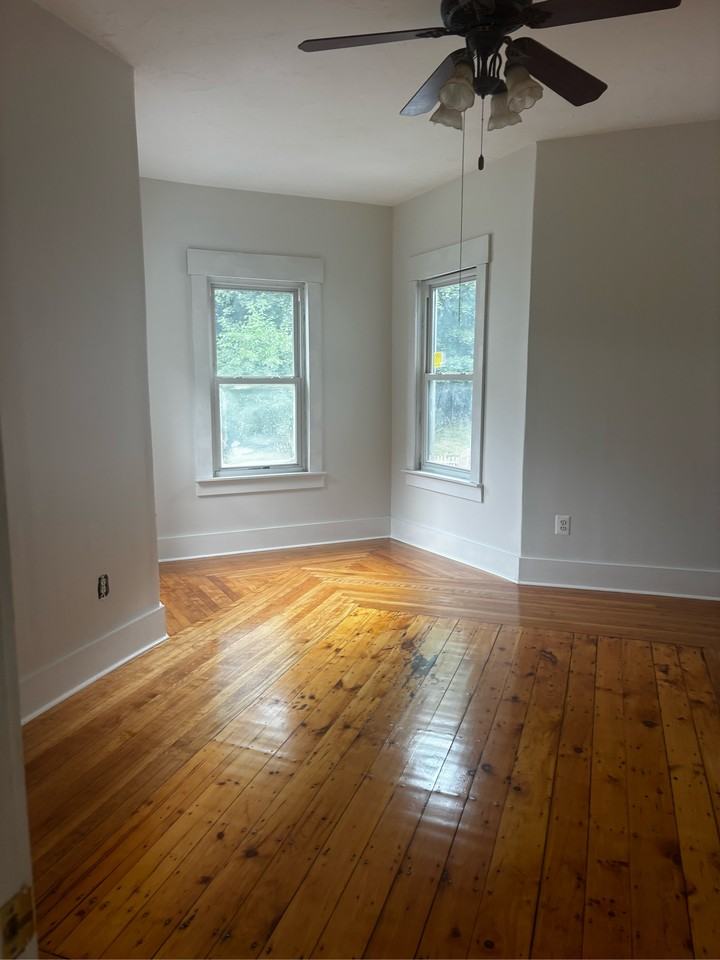 46 Channing St #2 - Photo 5 of 11