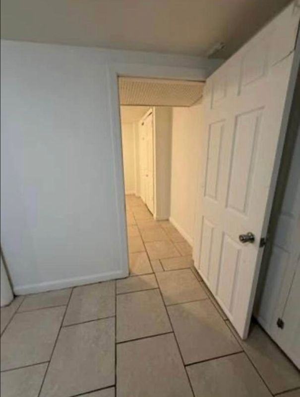 77 Graham Ave - Photo 2 of 6