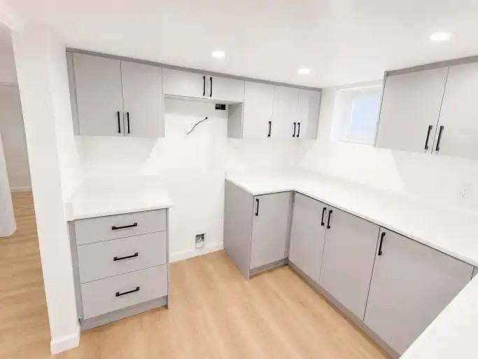 31 Beverley St #2 - Photo 3 of 6