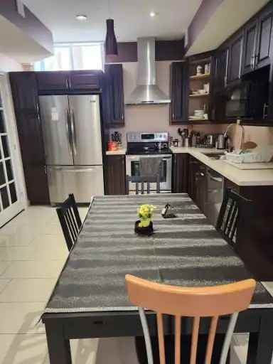 19 Dunrobin Cres #19 - Photo 5 of 27