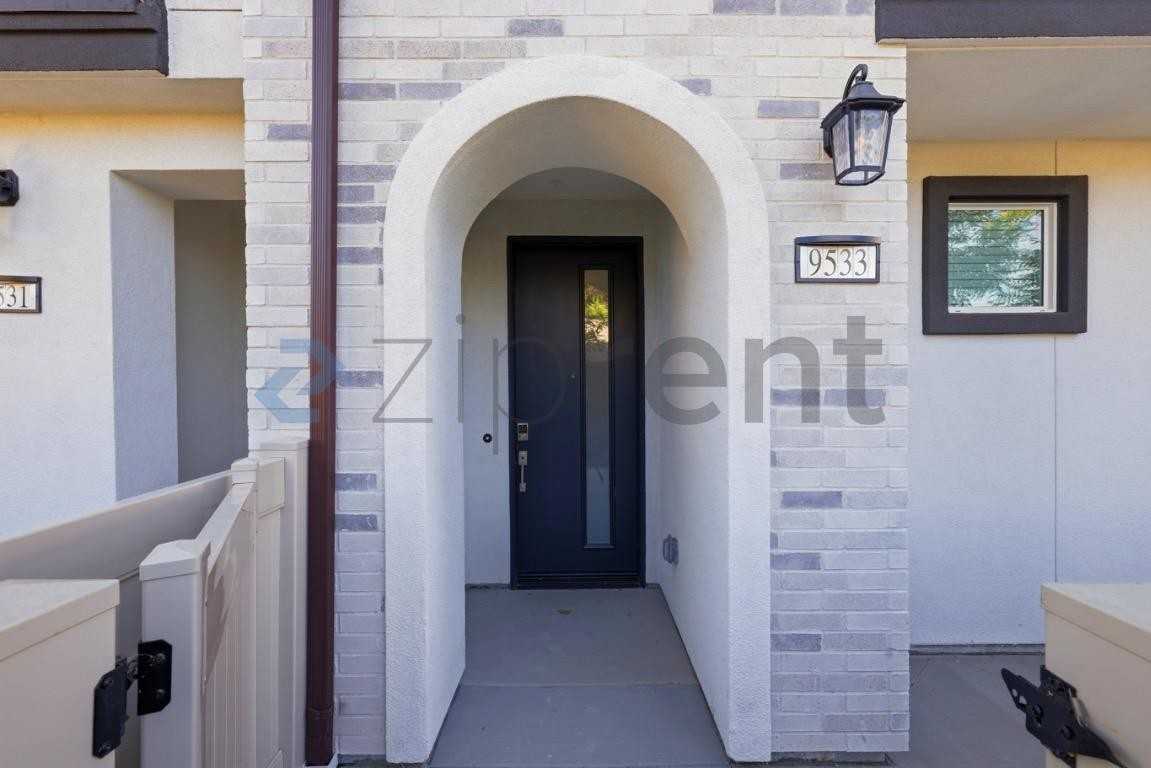 9533 Hannah Way - Photo 7 of 22
