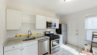 15 Vinal Ave #2B - Photo 1 of 1