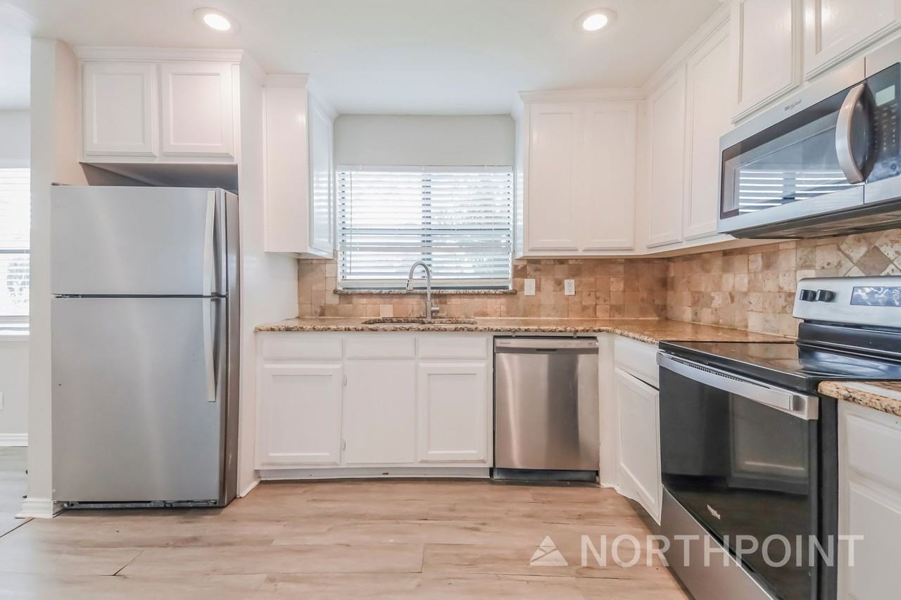 9946 Bowman Blvd - Photo 6 of 31