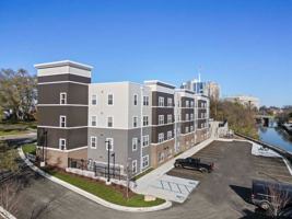 featured image of 106 Northbound Gratiot Ave