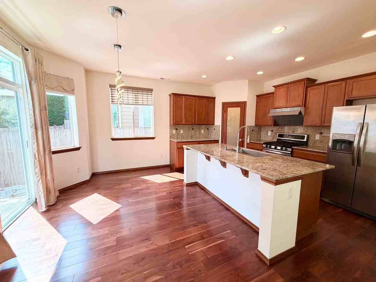 12903 Ne 197th Pl - Photo 3 of 20
