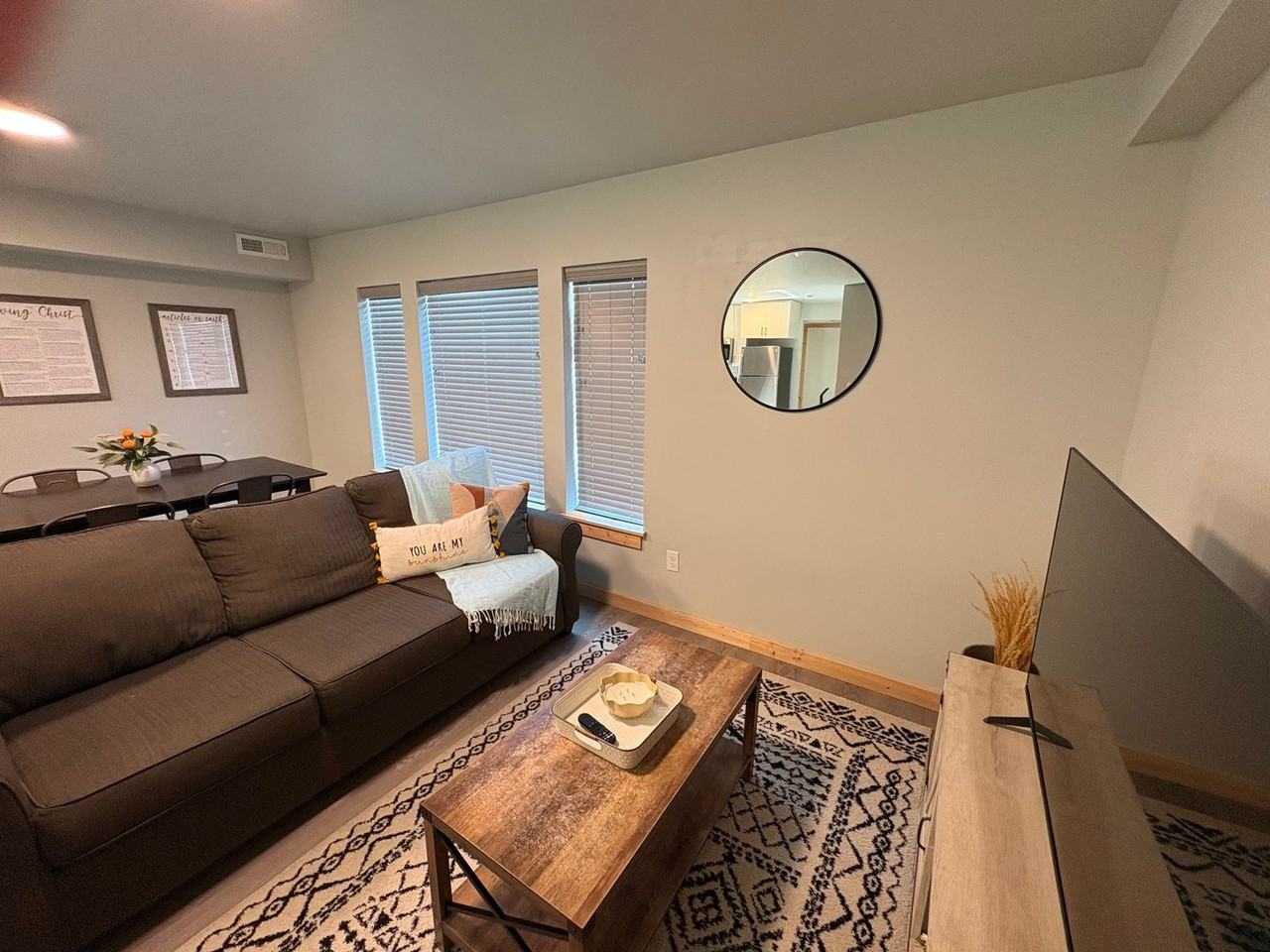 280 E Lorene St #19202 - Photo 3 of 22
