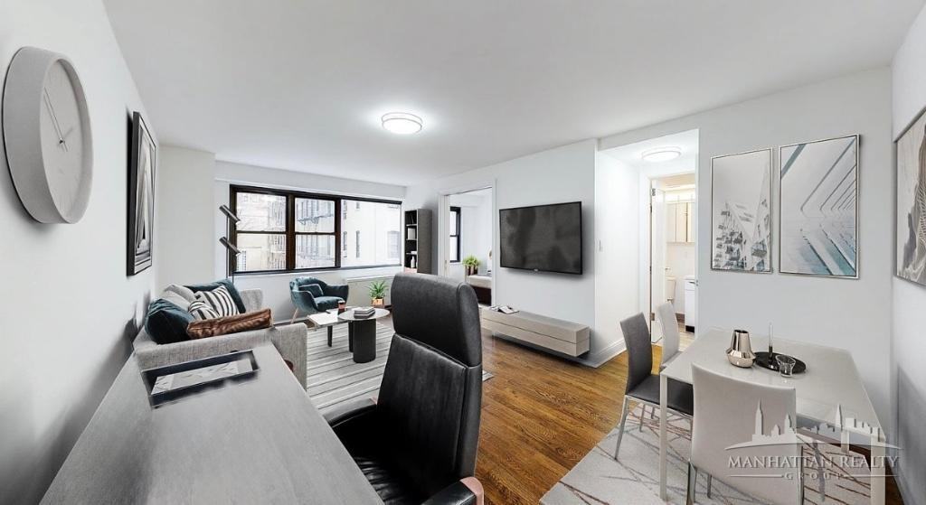 E 16th St #15H - Photo 2 of 11