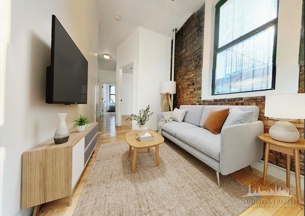 Rivington St #4 - Photo 3 of 7