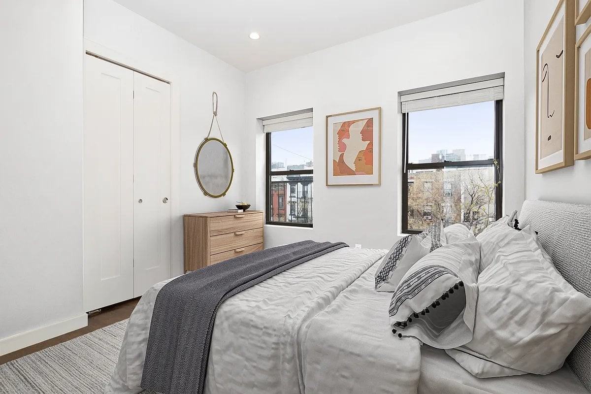 130 1st Ave #4R - Photo 3 of 6